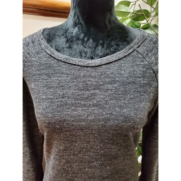 Hannah Women Solid Gray Polyester Round Neck Long Sleeve Casual Top Shirt Size M - Picture 2 of 12